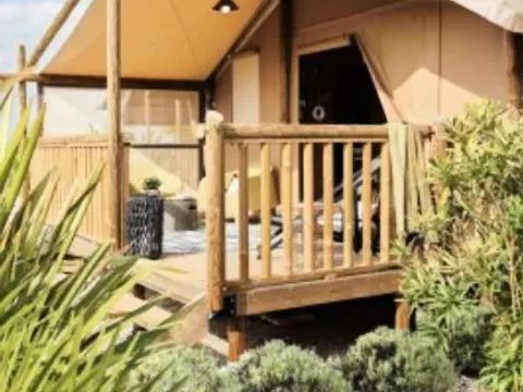 TENTE 6 personnes - Tente Lodge Camelia 4 Pièces 6 Personnes ***