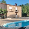 Camping Le Clocher De Neyran