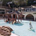 Regency Holiday sur Holiday Green