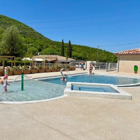 Camping Porte de Provence Camping Porte de Provence - Camping Drome - Image N°4