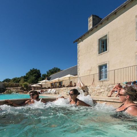 Camping Domaine de l'Orangerie de Lanniron   Camping Domaine de l'Orangerie de Lanniron   - Camping Finistère - Image N°2