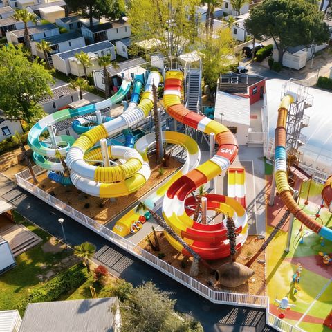 Camping Club Le Littoral 5* - MS VACANCES - Camping Pyrénées-Orientales - Image N°2