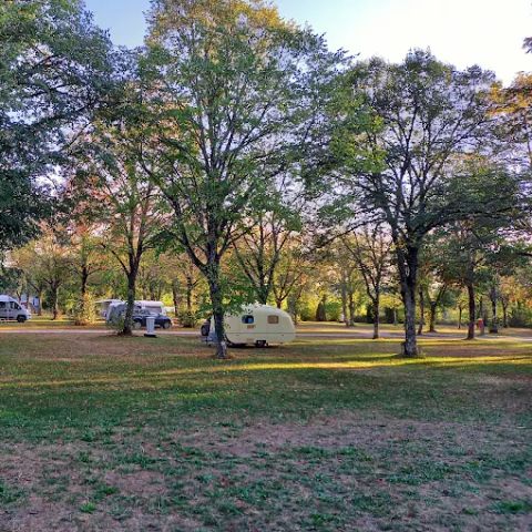 Camping de Boyse - Camping Jura - Image N°2