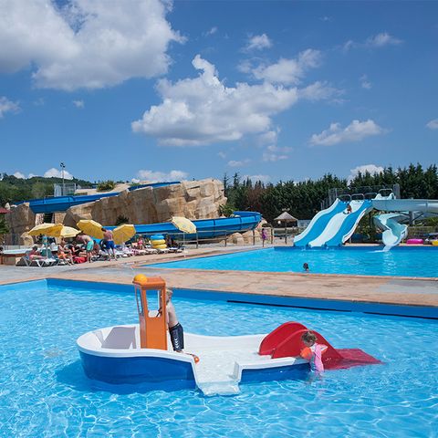 Camping Le Château de Galaure Camping Le Château de Galaure - Camping Drome - Image N°3