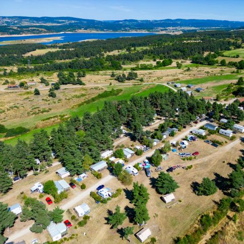 Camping Les Sous Bois du Lac - Camping Lozere - Image N°3