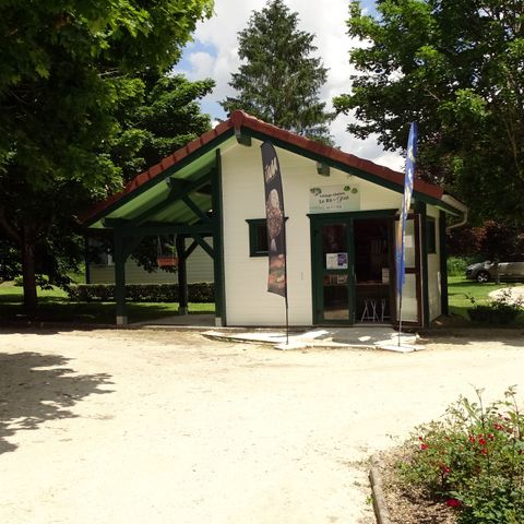 Village Chalets – Le Rû Du Pré - Camping Yonne - Image N°4