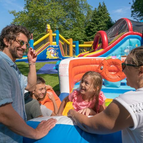 Camping Country Park Crecy La Chapelle - Next to Disneyland Paris - Camping Seine-et-Marne - Image N°4