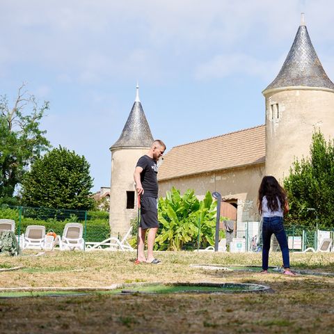 Camping Le Petit Trianon  - Camping Vienne - Image N°5