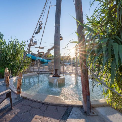 Pirates World Village-club Les Sables d'Or - Camping Hérault - Image N°3