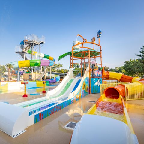 Camping Club Les Brunelles 5* Camping Club Les Brunelles 5* - Camping Vendée - Image N°5