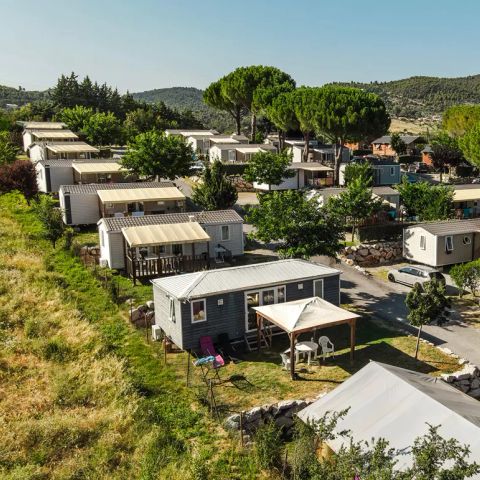 Flower Camping Provence Vallée - Camping Alpes-de-Haute-Provence - Image N°3