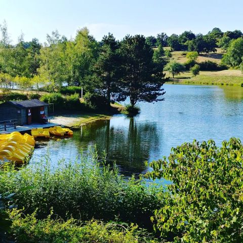 Camping Val Saint Jean Camping Val Saint Jean - Camping Cantal - Image N°2