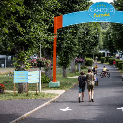 Camping Paradis - L'Europe Camping Paradis - L'Europe - Camping Puy-de-Dôme - Image N°6