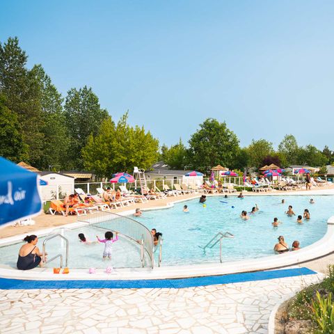 Camping Siblu Domaine de Dugny - Funpass Inclus Camping Siblu Domaine de Dugny - Funpass Inclus - Camping Loir-et-Cher - Image N°5