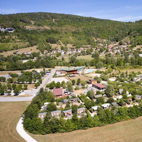 Domaine La Roche D'Ully - Camping Doubs