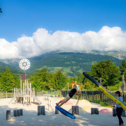 Camping Les Iles - Camping Haute-Savoie - Image N°3