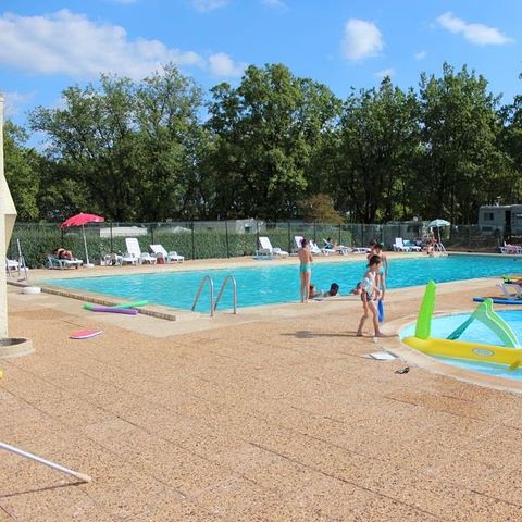 Camping Le Picouty - Camping Lot - Image N°6