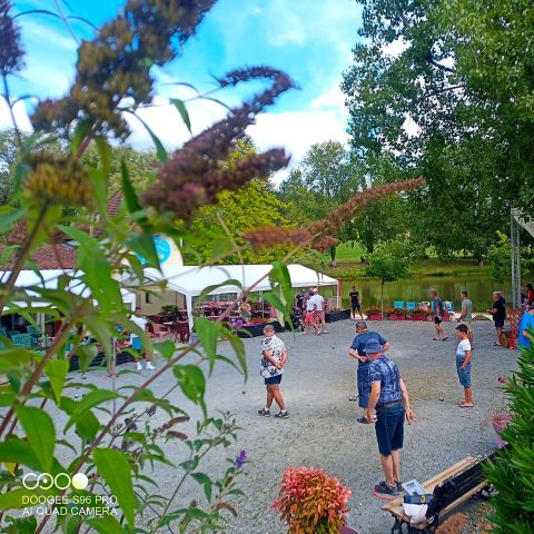 Camping les Etangs du Plessac  Camping les Etangs du Plessac  - Camping Dordogne - Image N°5