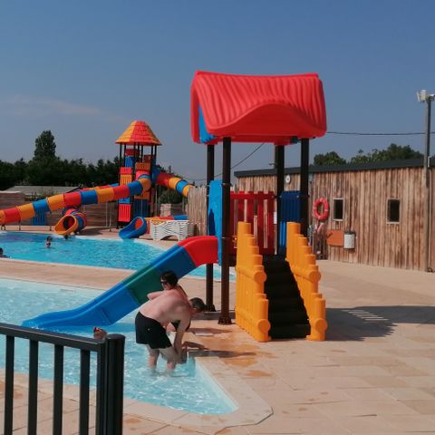 Camping Paradis des Pins - Royan Camping Paradis des Pins - Royan - Camping Charente-Maritime - Image N°2