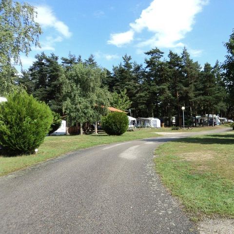 Camping Ushuaïa villages Sabot - Camping Haute-Loire - Image N°4