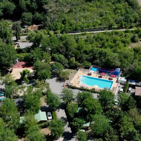 Flower Camping Le Plan d'eau - Camping Ardèche - Image N°2