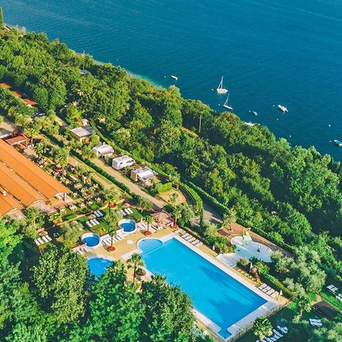 Weekend Glamping Resort - Camping Brescia