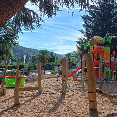 Flower camping La Marmotte - Camping Ariège - Image N°4