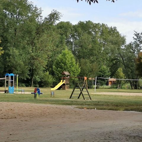 Camping Paradis Aubeterre sur Dronne - Camping Charente - Image N°6