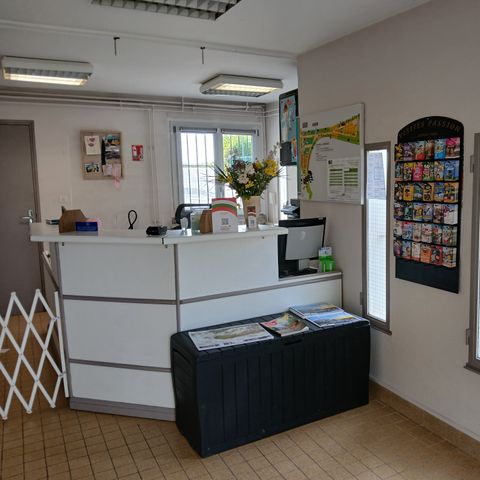 Camping Intercommunal de la Durance - Camping Vaucluse - Image N°2