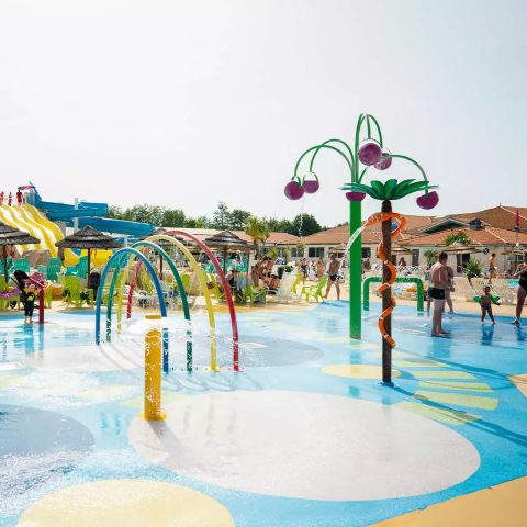 Tour Opérateur et particuliers sur camping Les Charmettes -  Funpass non inclus - Camping Charente-Maritime - Image N°3