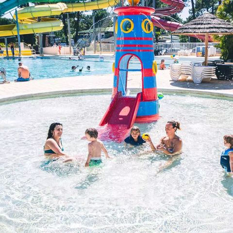 Tour Operateur et particuliers sur camping Bonne Anse - Funpass non inclus Tour Operateur et particuliers sur camping Bonne Anse - Funpass non inclus - Camping Charente-Maritime - Image N°4