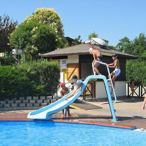 Centro Vacanze San Marino - Camping Pesaro-Urbino - Image N°6