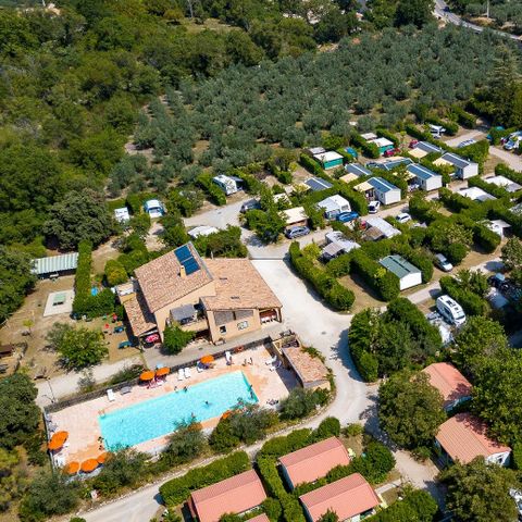 Camping La Fontaine D'annibal Camping La Fontaine D'annibal - Camping Drome - Image N°2