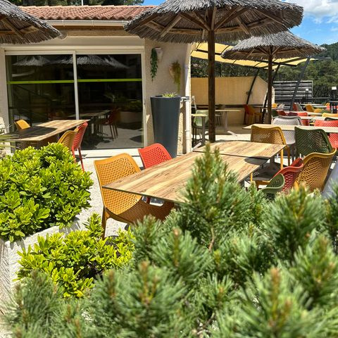 Camping Ushuaïa Villages Les Pins d'Ucel - Camping Ardèche - Image N°6