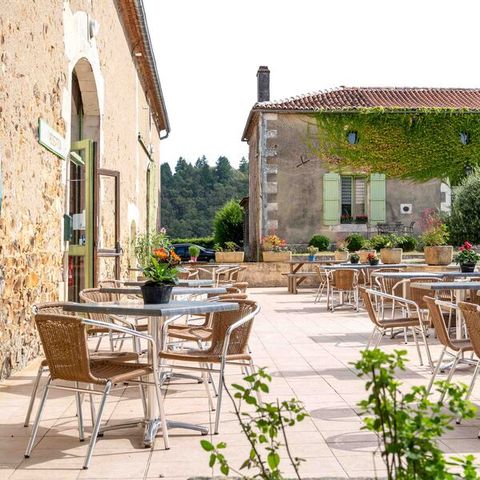 Camping Les Gorges Du Chambon - Ciela Village Camping Les Gorges Du Chambon - Ciela Village - Camping Charente - Image N°4