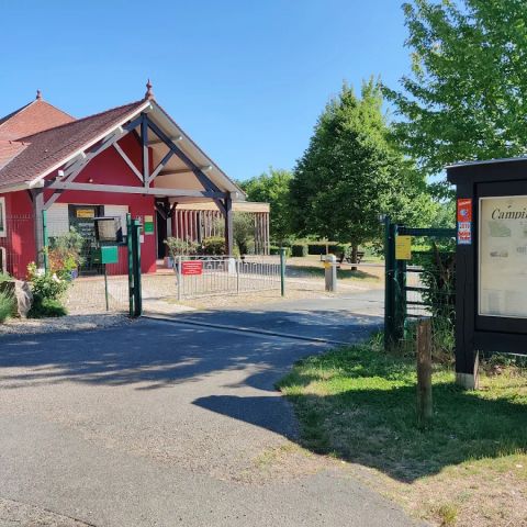 Camping Le Val Vert en Berry Camping Le Val Vert en Berry - Camping Indre - Image N°2