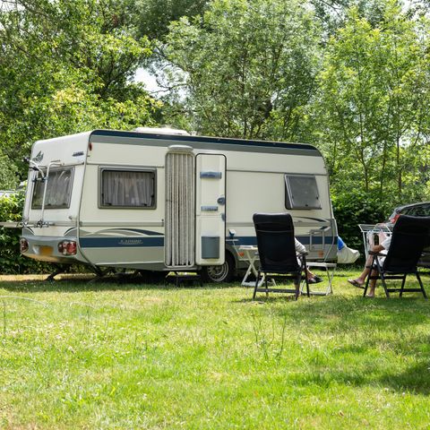 Flower Camping Le Val Vert en Berry - Camping Indre - Image N°3