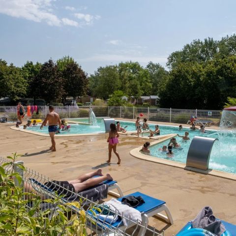 Camping du Lac de Saint-Cyr - Camping Vienne - Image N°2