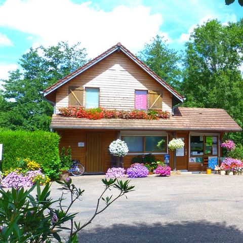 Camping Le Chapeau Chinois Camping Le Chapeau Chinois - Camping Haute-Saône - Image N°4