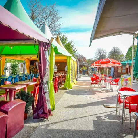 Flower Camping le Jardin de Sully - Camping Loiret - Image N°4