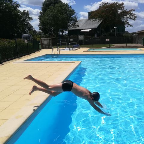 Camping de l'Hippodrome - Camping Sarthe - Image N°2