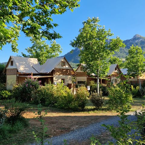 Camping Ushuaïa Villages Les Myotis - Camping Hautes-Alpes - Image N°2