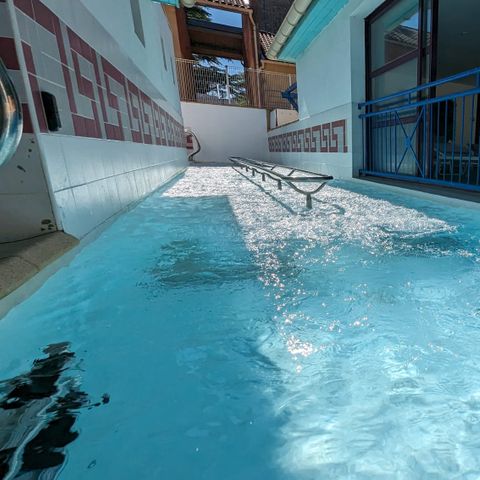 Camping Ushuaïa Villages - Le Village des Sources - Camping Hérault - Image N°4