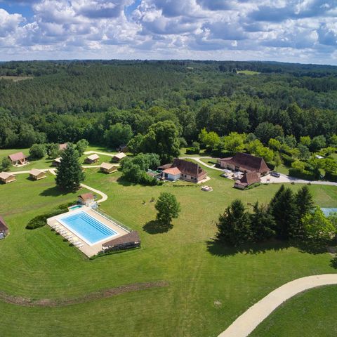 Camping Ushuaïa Villages Le Domaine Du Bois Coquet Camping Ushuaïa Villages Le Domaine Du Bois Coquet - Camping Dordogne - Image N°5