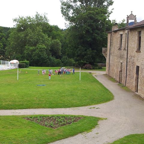 VVF Villages - Le Château sur La Vienne - Nedde - Camping Haute-Vienne - Image N°4