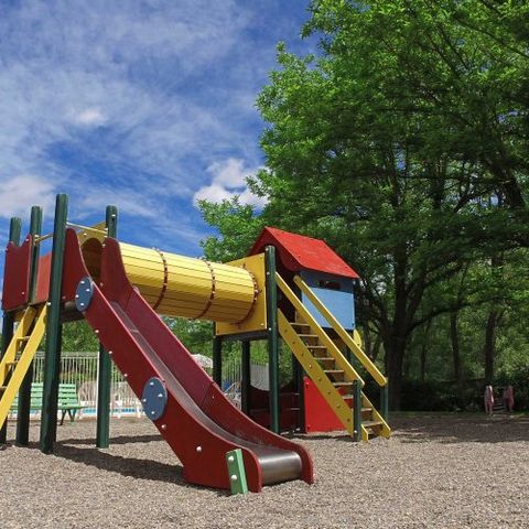 VVF Villages - Les Gorges de l'Allier - Lavoûte-Chilhac - Camping Haute-Loire - Image N°4