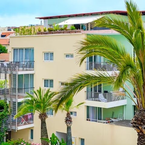 Pierre & Vacances Premium Résidence Port Prestige Pierre & Vacances Premium Résidence Port Prestige - Camping Alpes-Maritimes - Image N°2
