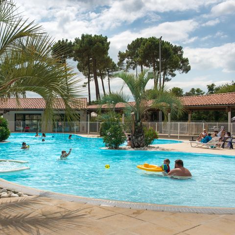 Camping Vacances André Trigano - Domaine de Montcalm - Camping Charente-Maritime - Image N°2
